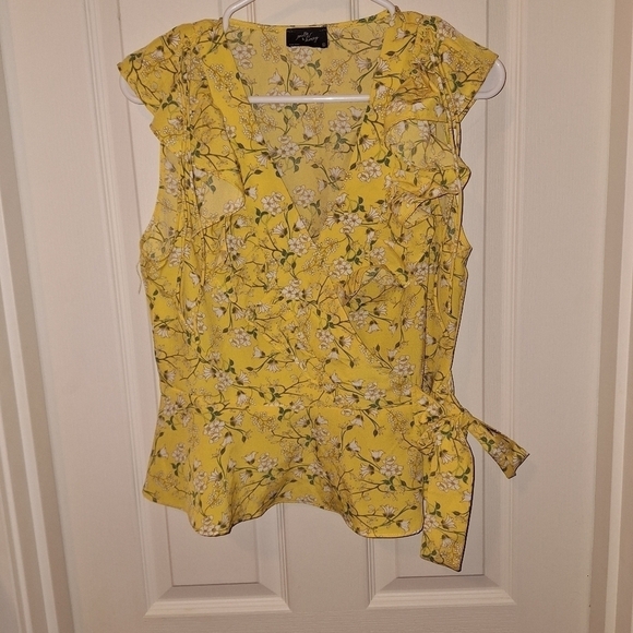 Milk & Honey Yellow Flower Blouse - Picture 1 of 6